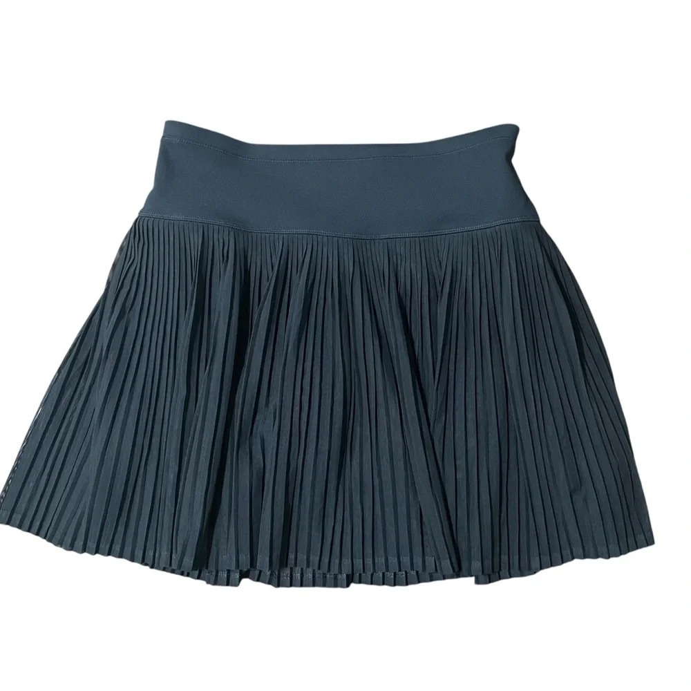 IBKUL Pleated Athletic Skirt in Slate Blue